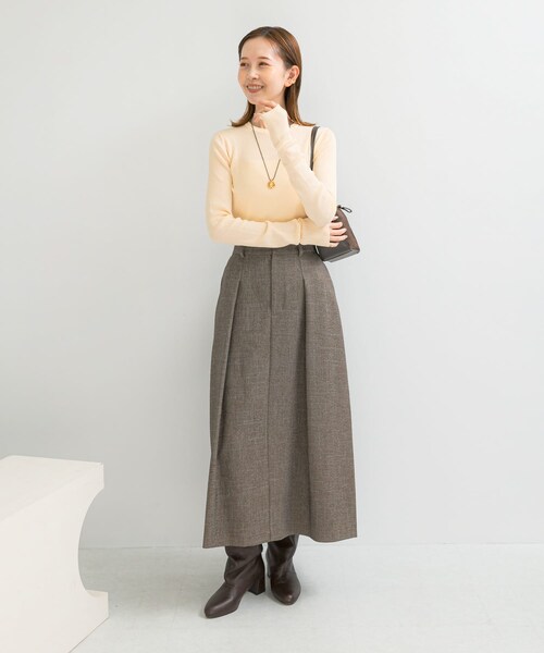 URBAN RESEARCH ROSSO（アーバンリサーチロッソ）の「タックスカート（スカート・レディース・LIGHTGRAY/BROWN・36/38）」の17枚目の写真