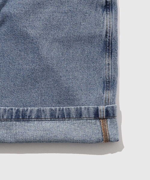 ADAM ET ROPE'（アダムエロペ）の「【WALK IN PARIS/ウォーク イン パリス】Light blue baggy jean shorts（デニムパンツ・メンズ・ブルー系・30/32）」の9枚目の写真