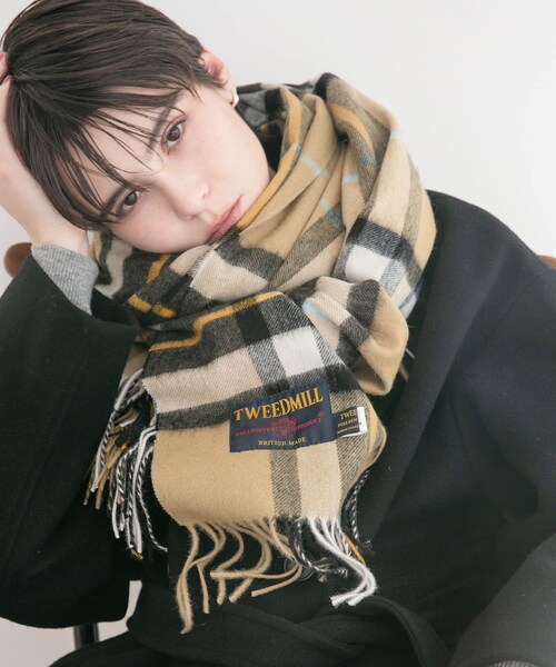URBAN RESEARCH（アーバンリサーチ）の「TWEED MILL　Lambs wool stole（マフラー・レディース・B THOMPSON/BK NATURAL/S CHECK・-）」の10枚目の写真