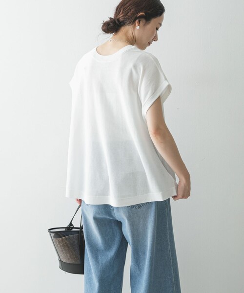 URBAN RESEARCH（アーバンリサーチ）の「『UVカット』2WAYフレンチスリーブニット（ニット/セーター・レディース・OFF/BEIGE/CHARCOAL/NAVY・FREE）」の5枚目の写真