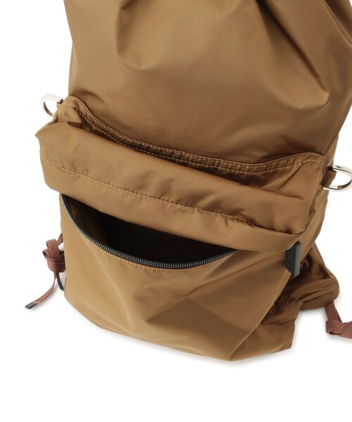 ADAM ET ROPE'(アダムエロペ)の「【NOMADIS for ADAM ET ROPE'】別注 ストラップ付 LATT(バックパック/リュック・レディース・ブラック/ブラウン・F)」の21枚目の写真