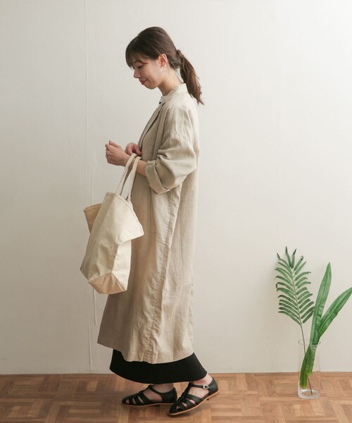 URBAN RESEARCH DOORS(アーバンリサーチドアーズ)の「リネンワイドチェスターコート(チェスターコート・レディース・NATURAL/BLUE・1)」の15枚目の写真