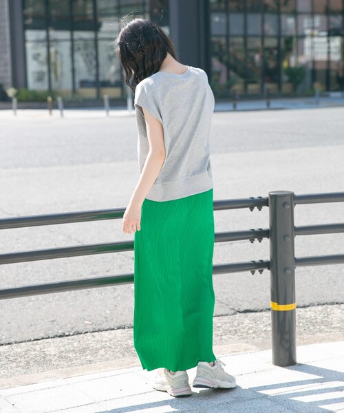 ITEMS URBANRESEARCH（アイテムズ アーバンリサーチ）の「裏毛ノースリーブベスト（ベスト・レディース・OFF/GRY/GRN・FREE）」の19枚目の写真