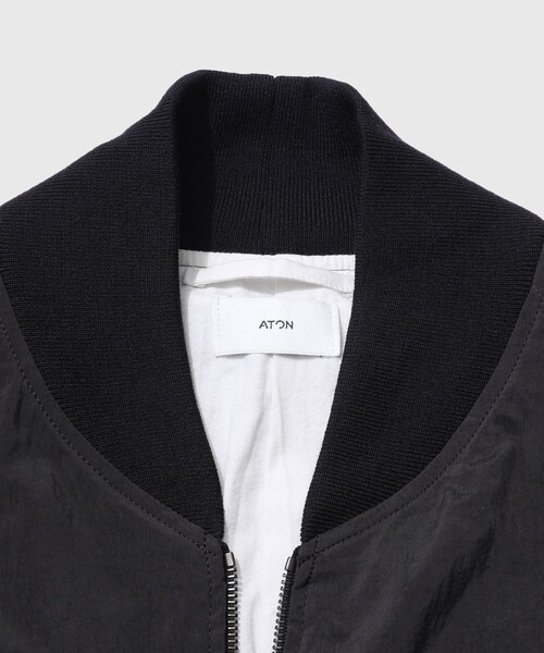 ADAM ET ROPE'(アダムエロペ)の「【ATON/エイトン】FIBRIL NYLON SATIN FLIGHT JACKET(その他アウター・メンズ・ブラック系・4/6)」の12枚目の写真