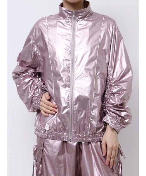 CALNAMUR（カルナムール）の「METTALLIC VOLUME BLOUSON/メタリックボリュームブルゾン（ブルゾン・レディース・アイボリー/ピンク/ミックス・F）」の3枚目の写真