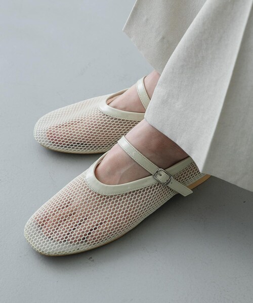 SENSE OF PLACE by URBAN RESEARCH（センスオブプレイスバイアーバンリサーチ）の「『軽量』メッシュフラットシューズ（パンプス・レディース・BLACK/IVORY・S/M/L）」の7枚目の写真