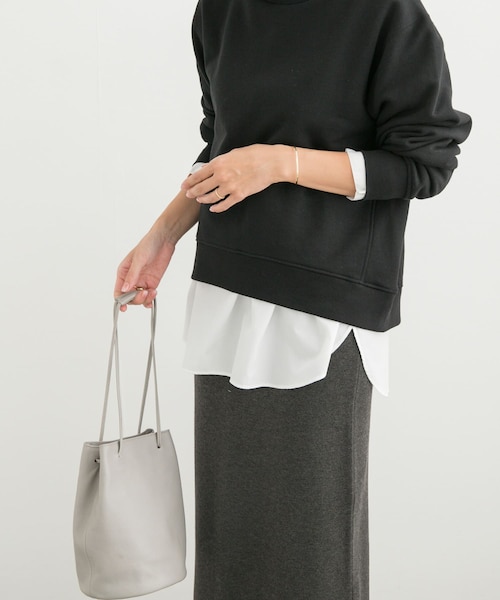 URBAN RESEARCH DOORS(アーバンリサーチドアーズ)の「『UR TECH』クルーネックプルオーバーシャツ(シャツ/ブラウス・レディース・OFF WHITE/BLACK・M)」の4枚目の写真