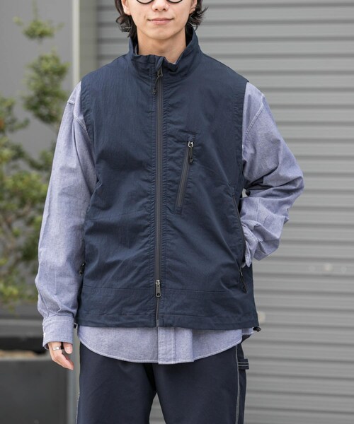 URBAN RESEARCH DOORS（アーバンリサーチドアーズ）の「FORK&SPOON　フィールドベスト（ベスト・メンズ・DARK NAVY/BROWN・4/5）」の14枚目の写真