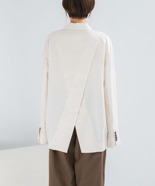URBAN RESEARCH ROSSO（アーバンリサーチロッソ）の「ELENDEEK　BACK CROSS TAILORED JACKET（テーラードジャケット・レディース・GRY/BGE・Free）」の16枚目の写真