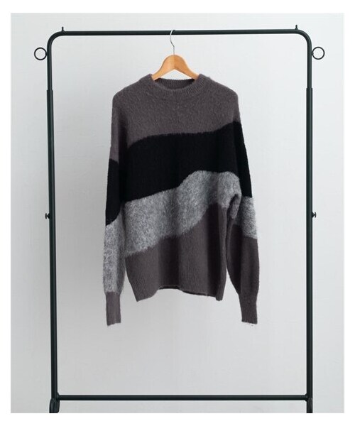 nissen（ニッセン）の「【Essenave】インターシャニットプルオーバー（ニット/セーター・レディース・グレー系/黒系・MTT・LTT/LLTT・3LTT/4LTT・5LTT）」の6枚目の写真