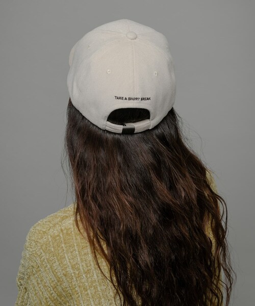 URBAN RESEARCH Sonny Label（アーバンリサーチサニーレーベル）の「ベロアタッチバックロゴCAP（キャップ・レディース・Lベージュ/キャメル/ネイビー・one）」の6枚目の写真