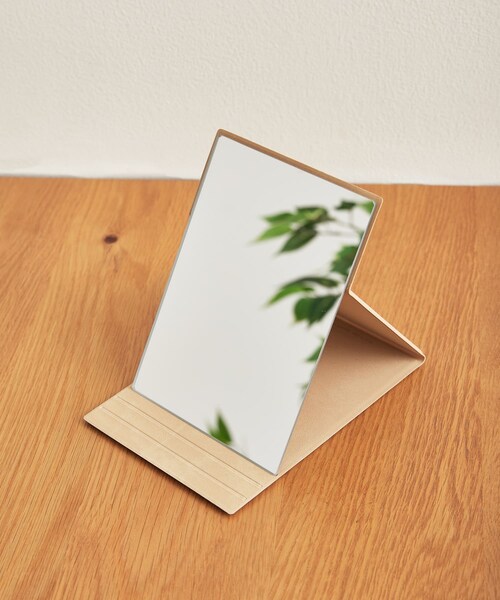 URBAN RESEARCH DOORS（アーバンリサーチドアーズ）の「HORIUCHI MIRROR　ナピュア フォールディングミラー M（その他雑貨・メンズ・ベージュ・M）」の3枚目の写真
