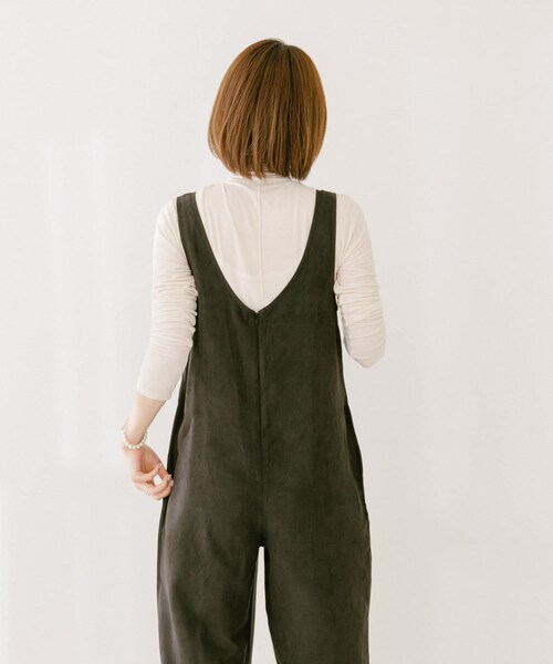 ITEMS URBANRESEARCH（アイテムズ アーバンリサーチ）の「ウォッシャブルスエードイージーサロペット（サロペット/オーバーオール・レディース・BLACK/BEIGE・one）」の6枚目の写真