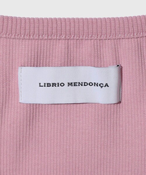 ADAM ET ROPE'（アダムエロペ）の「【LIBRIO MENDONCA/リブリオ メンドンサ】RIB FITTED TANK TOP（タンクトップ・メンズ・ブラック/ピンク・S）」の9枚目の写真