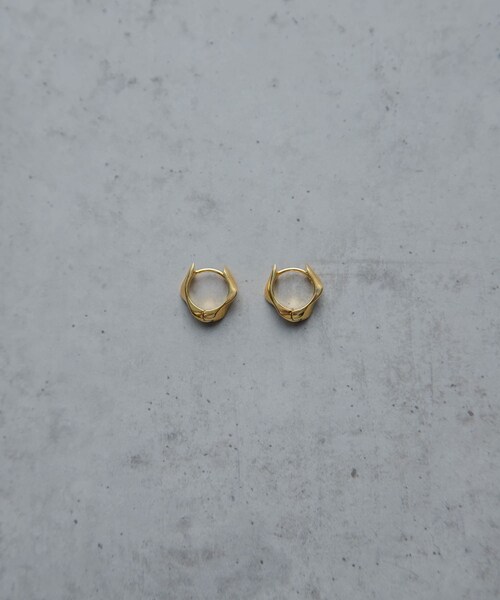 URBAN RESEARCH(アーバンリサーチ)の「decor『デコール』 Twist Pierce M(ピアス(両耳用)・レディース・GOLD・-)」の9枚目の写真