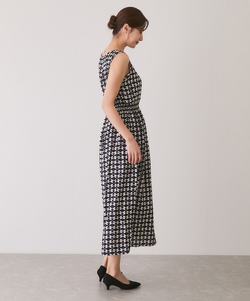 Jayro（ジャイロ）の「アソート柄シャーリングワンピース（ワンピース・レディース・ブラック系/グリーン/ネイビー系・38）」の21枚目の写真