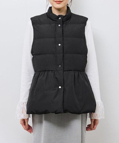ROPE' PICNIC（ロペピクニック）の「【GREEN DOWN/グリーンダウン】ペプラムダウンベスト（ダウンベスト・レディース・ブラック/オフホワイト・F）」の22枚目の写真