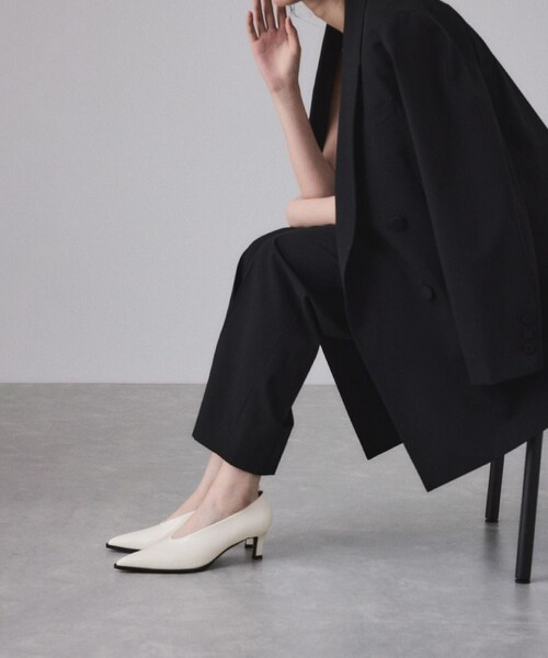 ポインテッドトゥモードパンプス