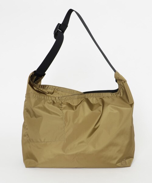 EKAL（エカル）の「HOBO　AZUMA SHOULDER BAG L RS（ショルダーバッグ・メンズ・COYOTE/BLACK・One）」の12枚目の写真