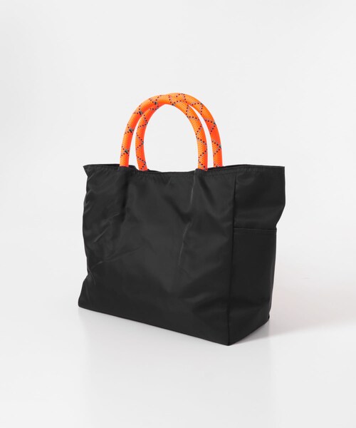 URBAN RESEARCH（アーバンリサーチ）の「『一部別注カラー』NOMADIS　SAC2 W/16（トートバッグ・レディース・別注BEIGE/BLACK・-）」の10枚目の写真