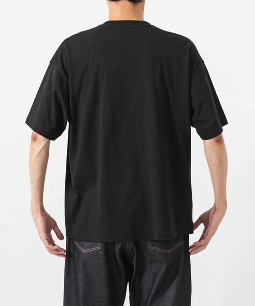 URBAN RESEARCH(アーバンリサーチ)の「thur. logo SHORT-SLEEVE T-SHIRTS(Tシャツ/カットソー・メンズ・BLACK・M/L/XL)」の3枚目の写真