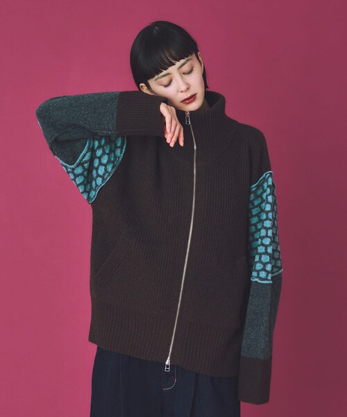 THE GOODLAND MARKET（ザグッドランドマーケット）の「cwtch　MIX PATTERND KNIT（ニット/セーター・レディース・GREY/BROWN・FREE）」の5枚目の写真