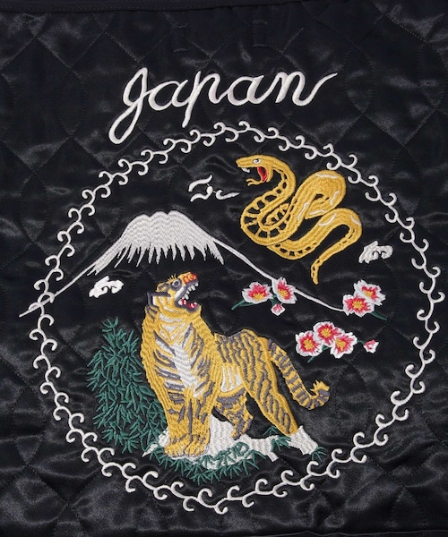 ADAM ET ROPE'（アダムエロペ）の「【BLUE BLUE JAPAN/ブルーブルージャパン】トラニフジ キルティングメールバッグ（トートバッグ・メンズ・ブラック・F）」の8枚目の写真