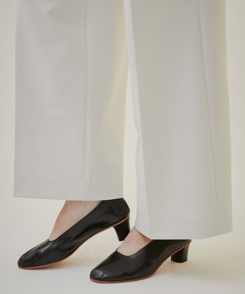 ADAM ET ROPE'（アダムエロペ）の「【公式サイト限定】【MARTINIANO（マルティニアーノ）】HIGH GLOVE（パンプス・レディース・ブラック/ベージュ/ワイン・36/37/38/39）」の6枚目の写真