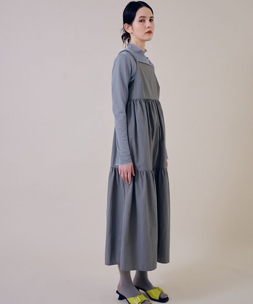 THE GOODLAND MARKET(ザグッドランドマーケット)の「『別注』MIDIUMISOLID×TGM RE-Volume camisole one-piece(ワンピース・レディース・GRAY/GREIGE/BLACK・one)」の20枚目の写真