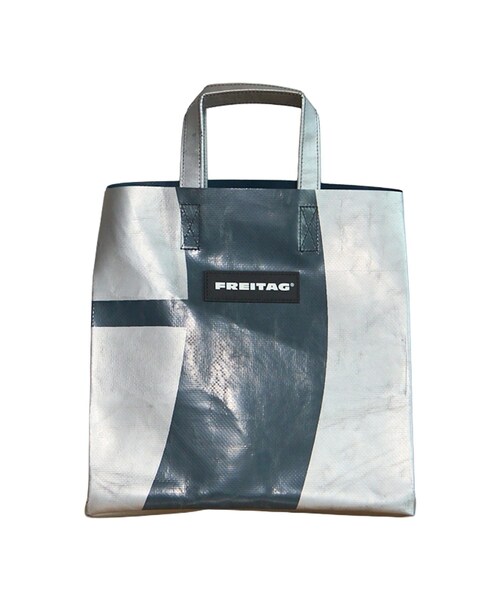 bonjour records(ボンジュールレコーズ)の「FREITAG/フライターグ SONNY SHOPPING BAG SMALL(トートバッグ・レディース・ブラック/ブラック系/スミクロ/チャコール/グレー/ライトグレー/グレー系/ホワイト/キャメル/キャメル系/ベージュ/グリーン・F)」の16枚目の写真