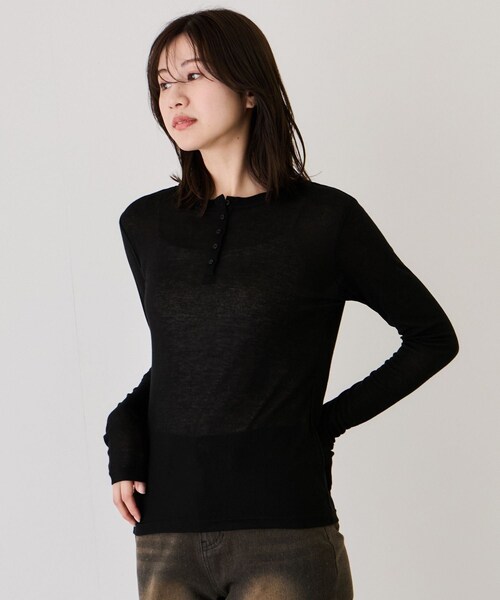 Jayro(ジャイロ)の「ヘンリーネックプルオーバー(Tシャツ/カットソー・レディース・ブラック/グレー/ホワイト系・M)」の6枚目の写真