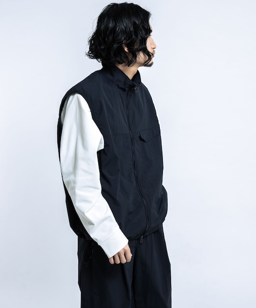 EKAL（エカル）の「『UR TECH』ナイロンタッサーベスト（テーラードジャケット・メンズ・ネイビー/グラファイト・M/L）」の22枚目の写真