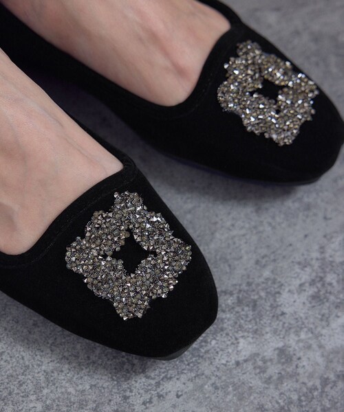 ADAM ET ROPE'(アダムエロペ)の「【MALUS(マリュス)】Velvet bijou shoes / ベルベットビジューパンプス(パンプス・レディース・ブラック・36/37/38/39)」の18枚目の写真