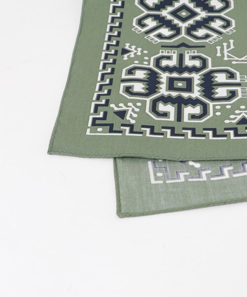 URBAN RESEARCH DOORS(アーバンリサーチドアーズ)の「LIFE STYLE TAILOR コットンシルクネッカチーフ(ハンカチ/ハンドタオル・メンズ・BROWN/BLACK/NAVY/KHAKI・-)」の15枚目の写真