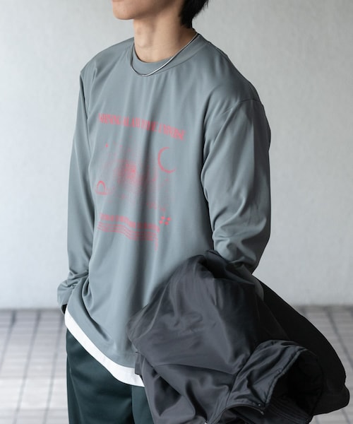 SENSE OF PLACE by URBAN RESEARCH(センスオブプレイスバイアーバンリサーチ)の「Galaxy Graphic Long-Sleeve T-shirts(Tシャツ/カットソー・メンズ・WHITE/BLACK/L.GRAY・M/L)」の3枚目の写真