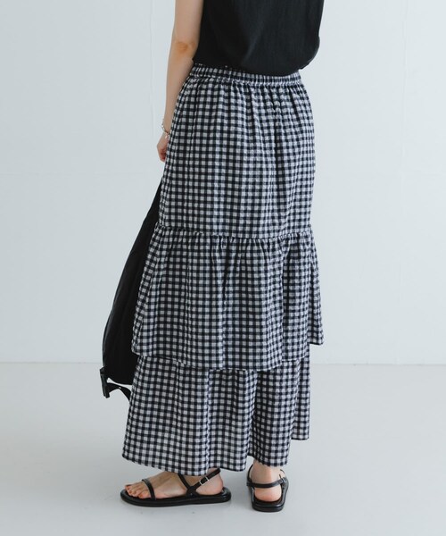 URBAN RESEARCH（アーバンリサーチ）の「サッカーティアードロングスカート（スカート・レディース・CHECK/BLACK・FREE）」の18枚目の写真