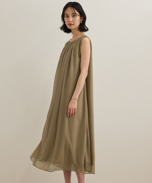 ROPE'（ロペ）の「【洗える・新色追加】ブライトネスヤーンギャザーワンピース（ワンピース・レディース・ブラック/ブラウン/ベージュ/ブルー/イエロー/ワイン/オレンジ・36/38）」の12枚目の写真