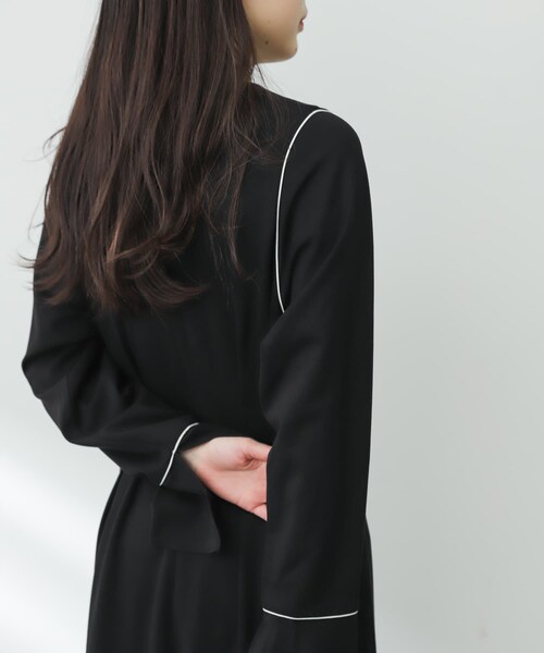 SENSE OF PLACE by URBAN RESEARCH（センスオブプレイスバイアーバンリサーチ）の「ウエストタックカットワンピース（ワンピース・レディース・BROWN/GREIGE/BLACK・one）」の8枚目の写真