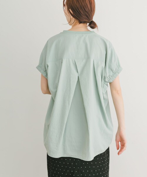 ITEMS URBANRESEARCH（アイテムズ アーバンリサーチ）の「ナイロンドッキングフレンチプルオーバー（Tシャツ/カットソー・レディース・NVY×OFF/OFF×BLK/MNT・FREE）」の15枚目の写真