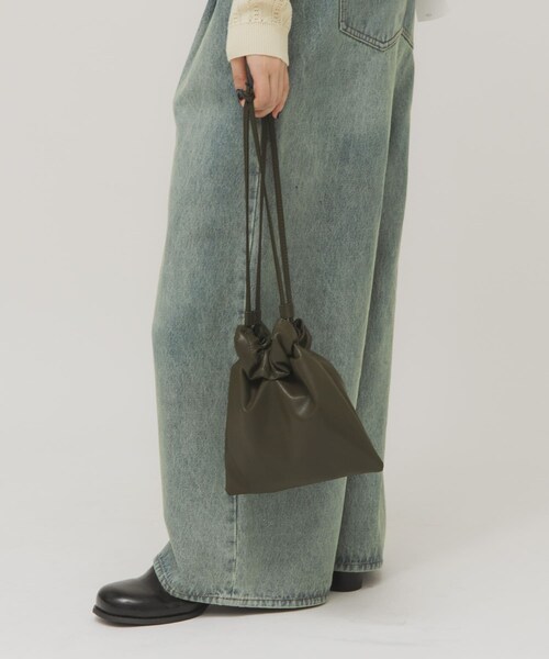 KBF（ケイビーエフ）の「ギャザーデザインミニBAG（ショルダーバッグ・レディース・IVORY/KHAKI/BLACK・One）」の22枚目の写真