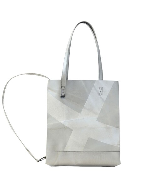 bonjour records(ボンジュールレコーズ)の「FREITAG/フライターグ MAURICE BACKPACKABLE TOTE SMALL(トートバッグ・レディース・ブラック/ブラック系/スミクロ/チャコール/グレー/ライトグレー/グレー系/ホワイト/ホワイト系/キナリ/キナリ系/ダークブラウン/ブラウン・F)」の9枚目の写真