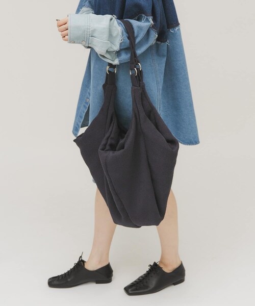 KBF（ケイビーエフ）の「パイル2WAYイージーBAG（トートバッグ・レディース・IVORY/NAVY・One）」の16枚目の写真