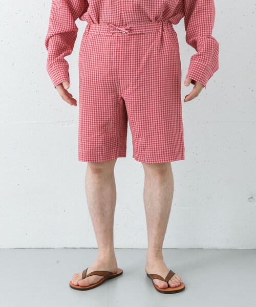 URBAN RESEARCH(アーバンリサーチ)の「『別注』Cale×URBAN RESEARCH SHORTS(その他パンツ・メンズ・PINK×RED・3/4)」の4枚目の写真