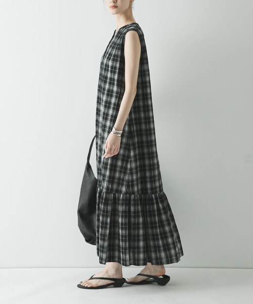 URBAN RESEARCH（アーバンリサーチ）の「サッカーチェックワンピース（ワンピース・レディース・BLACK/NAVY・Free）」の7枚目の写真