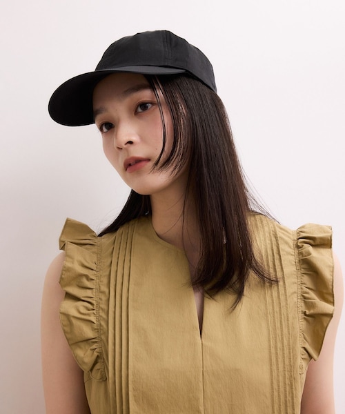 ADAM ET ROPE'（アダムエロペ）の「【KIJIMA TAKAYUKI(キジマ タカユキ)】RAYON COTTON SATIN 6PANEL CAP（キャップ・レディース・ブラック/グレー・F）」の4枚目の写真