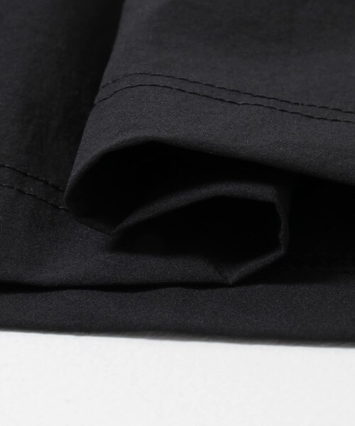 URBAN RESEARCH（アーバンリサーチ）の「『撥水/吸水速乾/UVカット』『別注』THOUSAND MILE×URBAN RESEARCH　MID LENGTH TUCK PANTS（その他パンツ・レディース・BLACK・Free）」の14枚目の写真