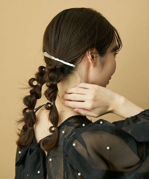 VIS（ビス）の「ニュアンスメタルラインバレッタ（バレッタ/ヘアクリップ・レディース・ゴールド/シルバー・F）」の4枚目の写真