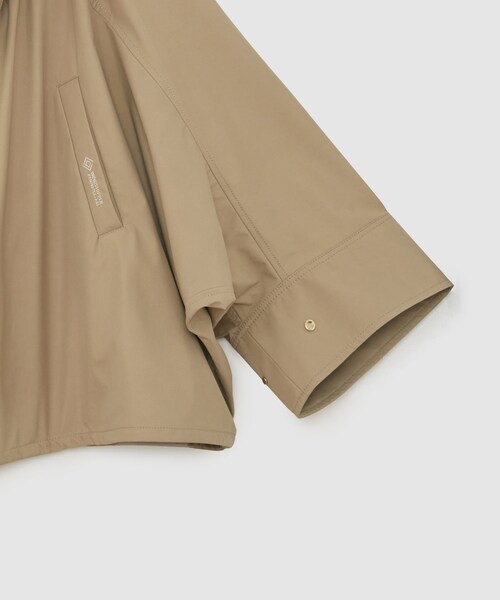 ROPE'(ロペ)の「【Mizuno for ROPE'】ライナー付き ギャザーマウンテンパーカー(マウンテンパーカー・レディース・ブラック/ベージュ・36/38)」の9枚目の写真