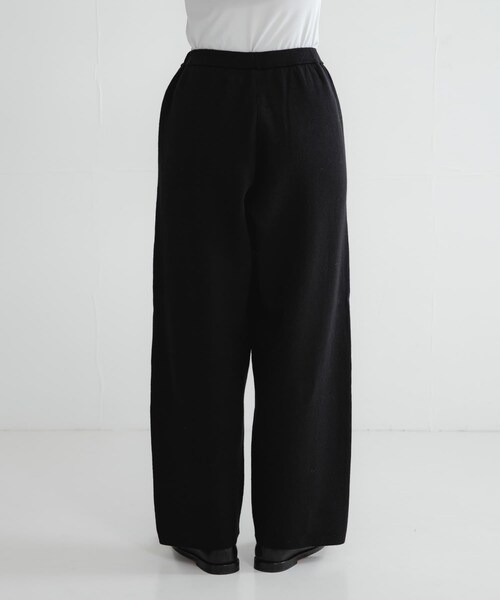 URBAN RESEARCH(アーバンリサーチ)の「コットンカシミヤルーズニットパンツ(その他パンツ・レディース・OFF WHITE/BLACK・36/38)」の22枚目の写真
