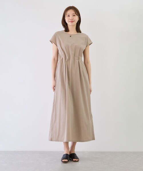 Jayro(ジャイロ)の「ラッシュガードウエストタックワンピース(ワンピース・レディース・ブラック/チャコール/ベージュ・M)」の20枚目の写真
